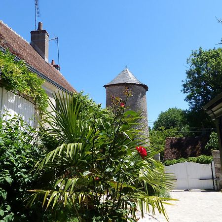 Gite De La Tour De Loire - 65 M2 Au Pied D'Une Tour De Gue Du 17Eme Siecle Mer Exterior foto