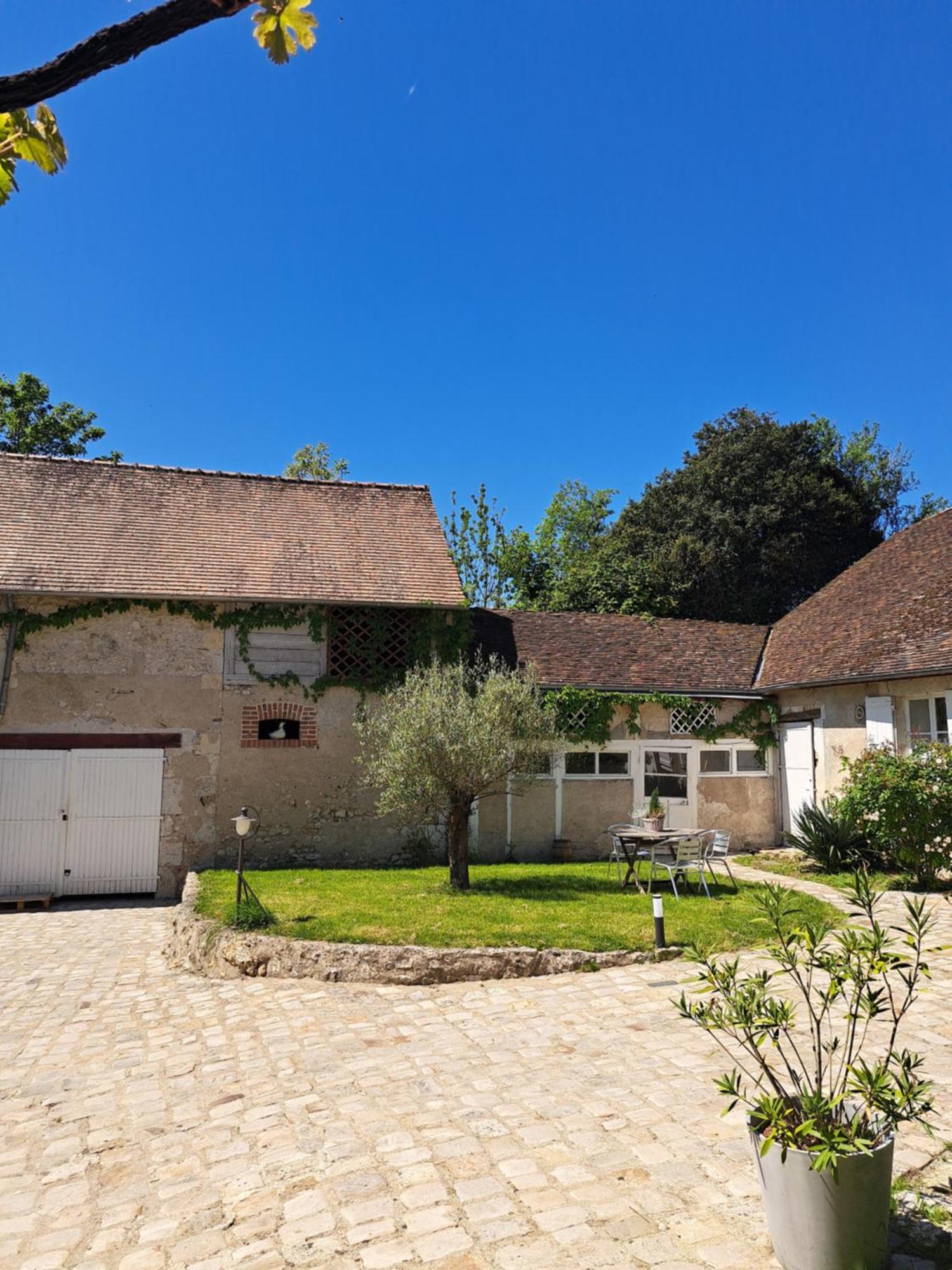 Gite De La Tour De Loire - 65 M2 Au Pied D'Une Tour De Gue Du 17Eme Siecle Mer Exterior foto